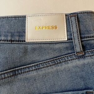 EXPRESS Women’s Denim Jeans, Skyscraper MidRise, Size 4S, 28”x30” Flare Style.